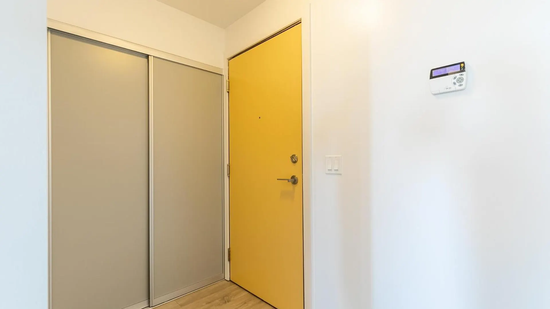 Nobu Suites - Toronto'S Entertainment District Apartment