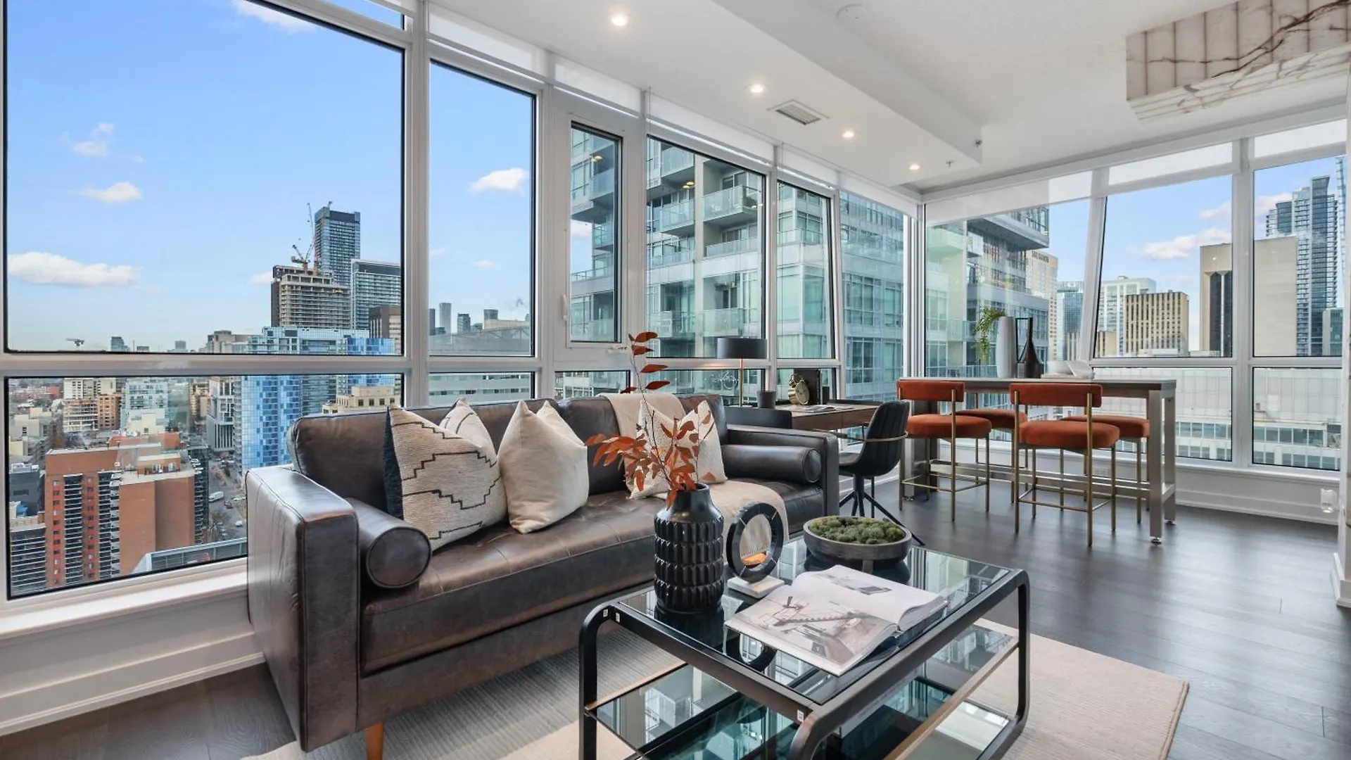 Nobu Suites - Toronto\'S Entertainment District location